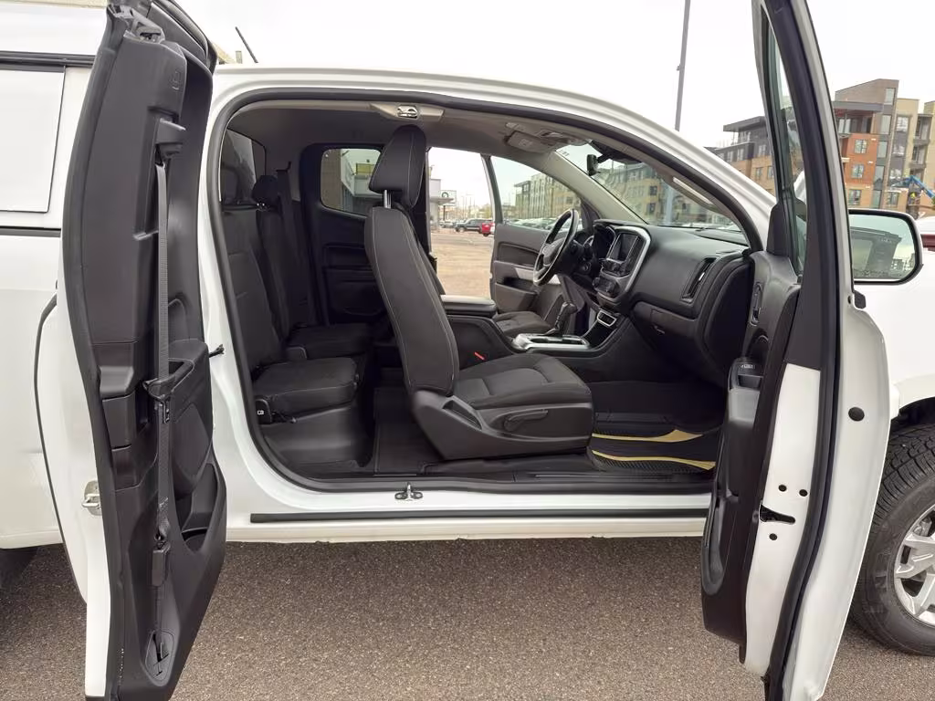 2019 Chevrolet Colorado - 1GCHTCEN2K1244682 - Image #24