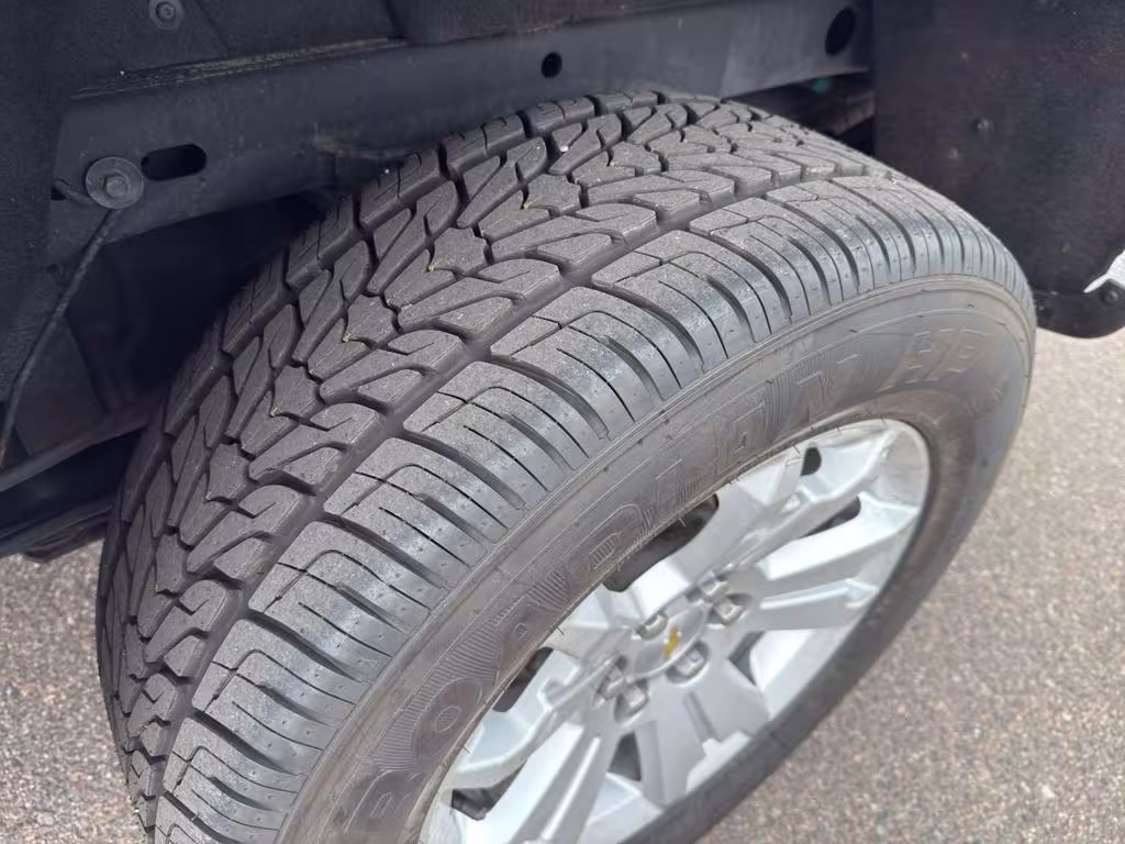 2019 Chevrolet Colorado - 1GCHTCEN2K1244682 - Image #20